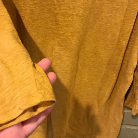 A New Day Gold Top - Picture 4 of 5